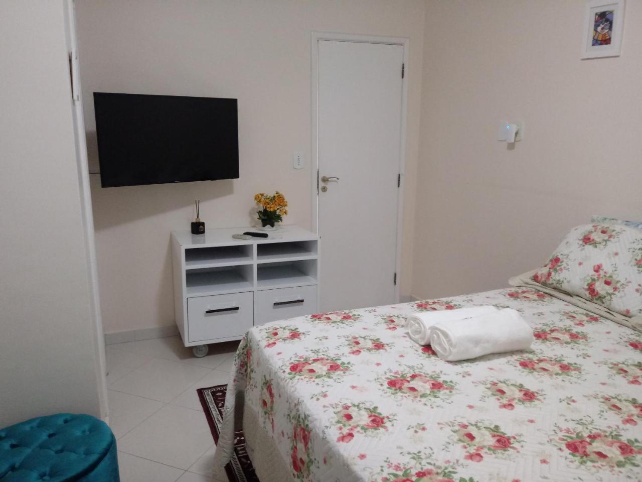 Irmaos Freyhardt Galeao Hospedagem domiciliar